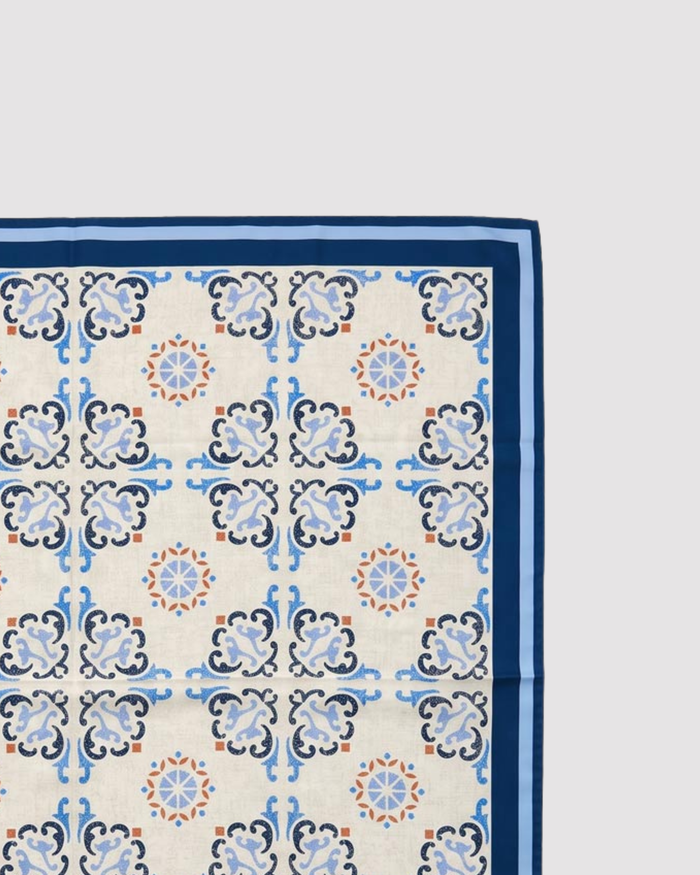 Pure Silk Foulard with Maiolica Motif