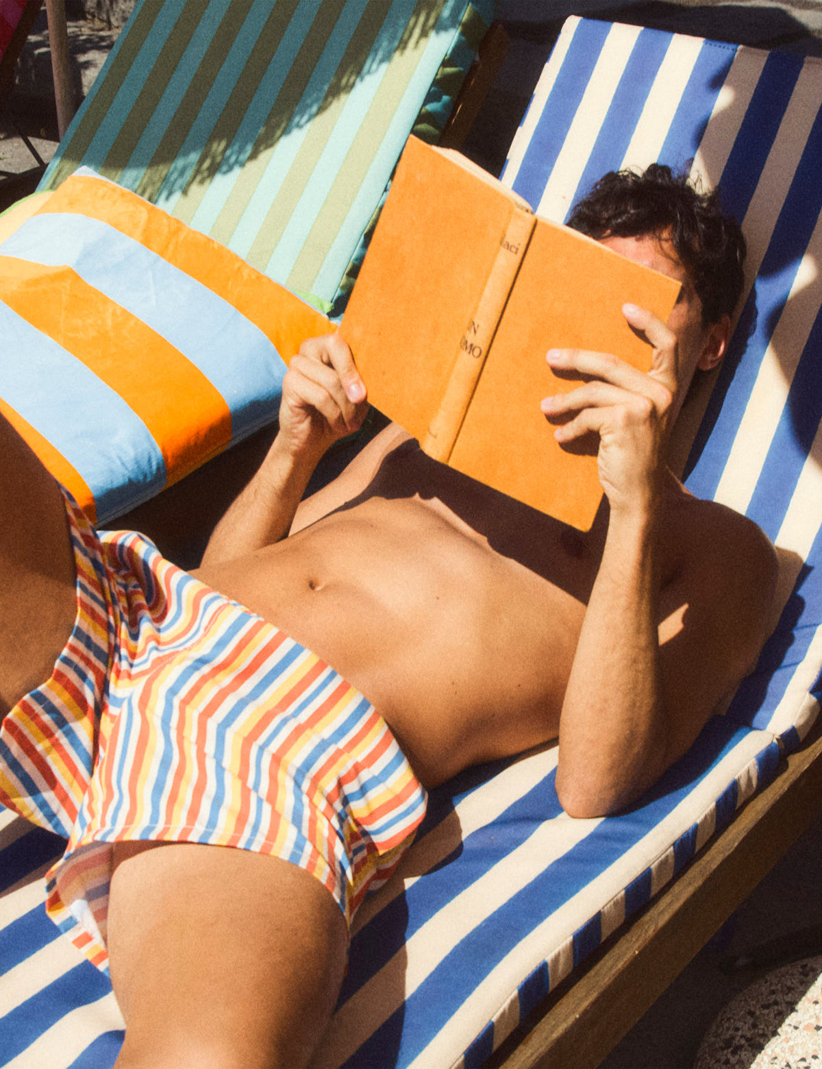 Costume Linea del Sole
