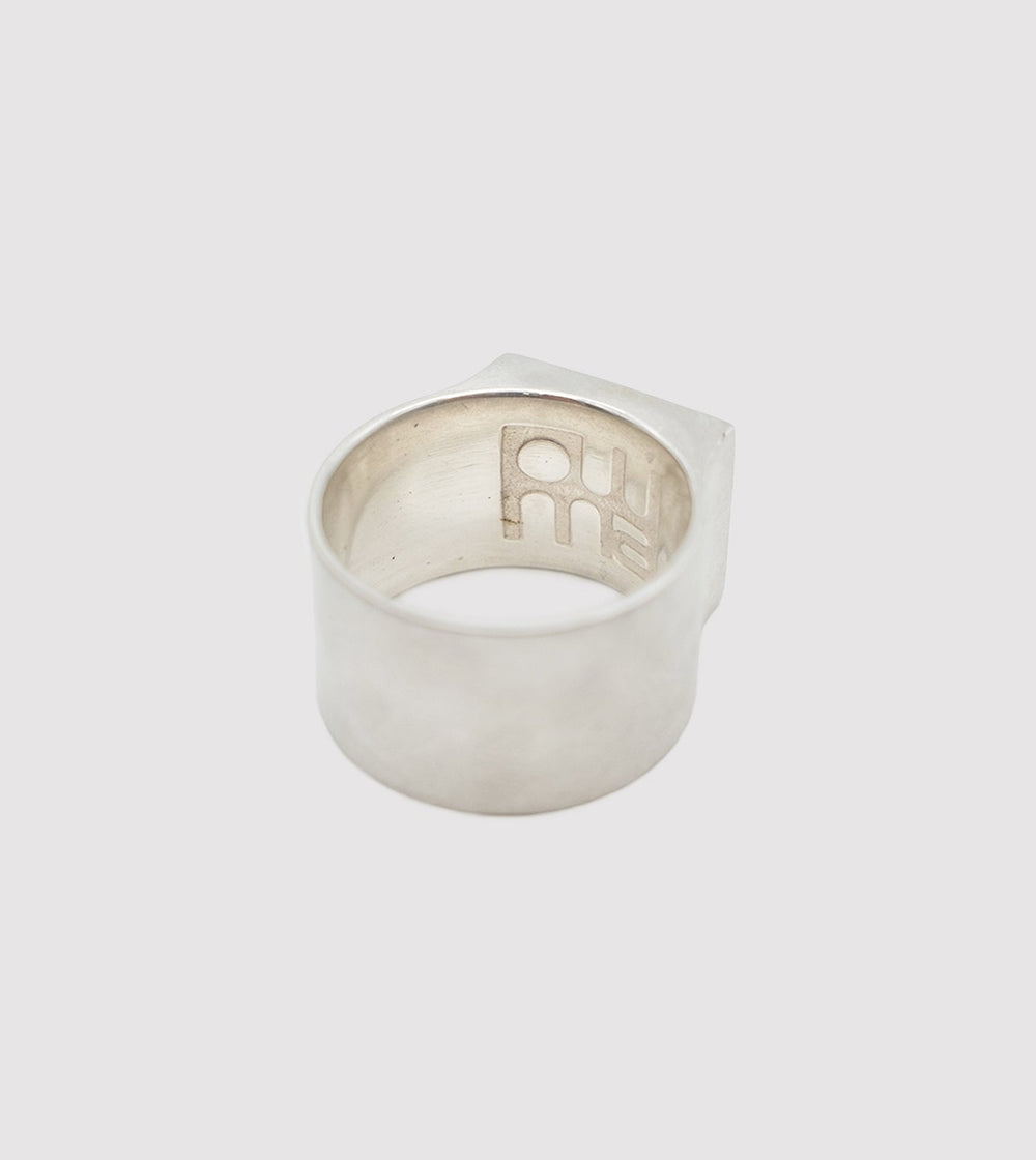 M-R25 Signet Ring Andalus
