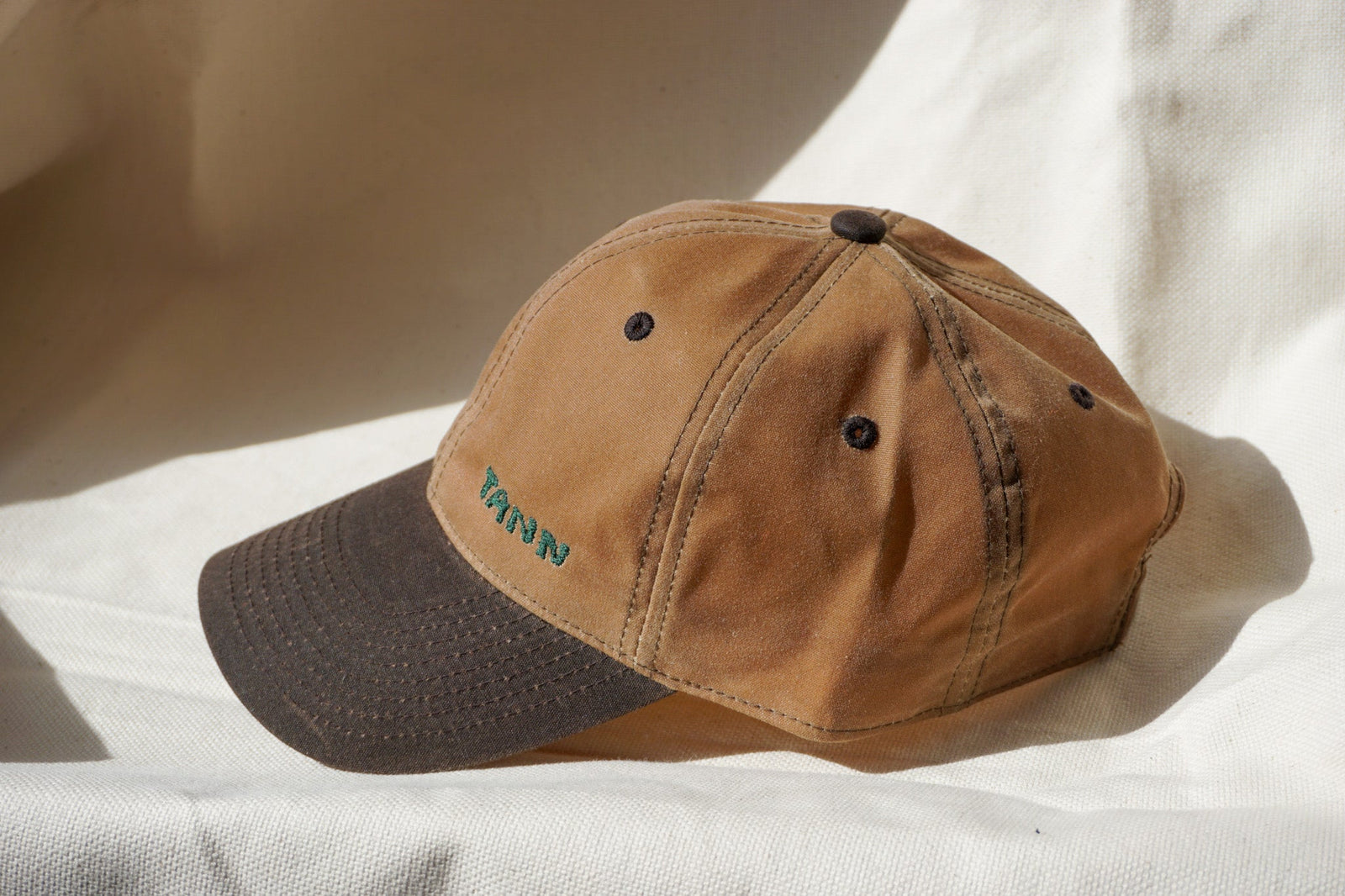 GR02 – Waxed Cotton Cap