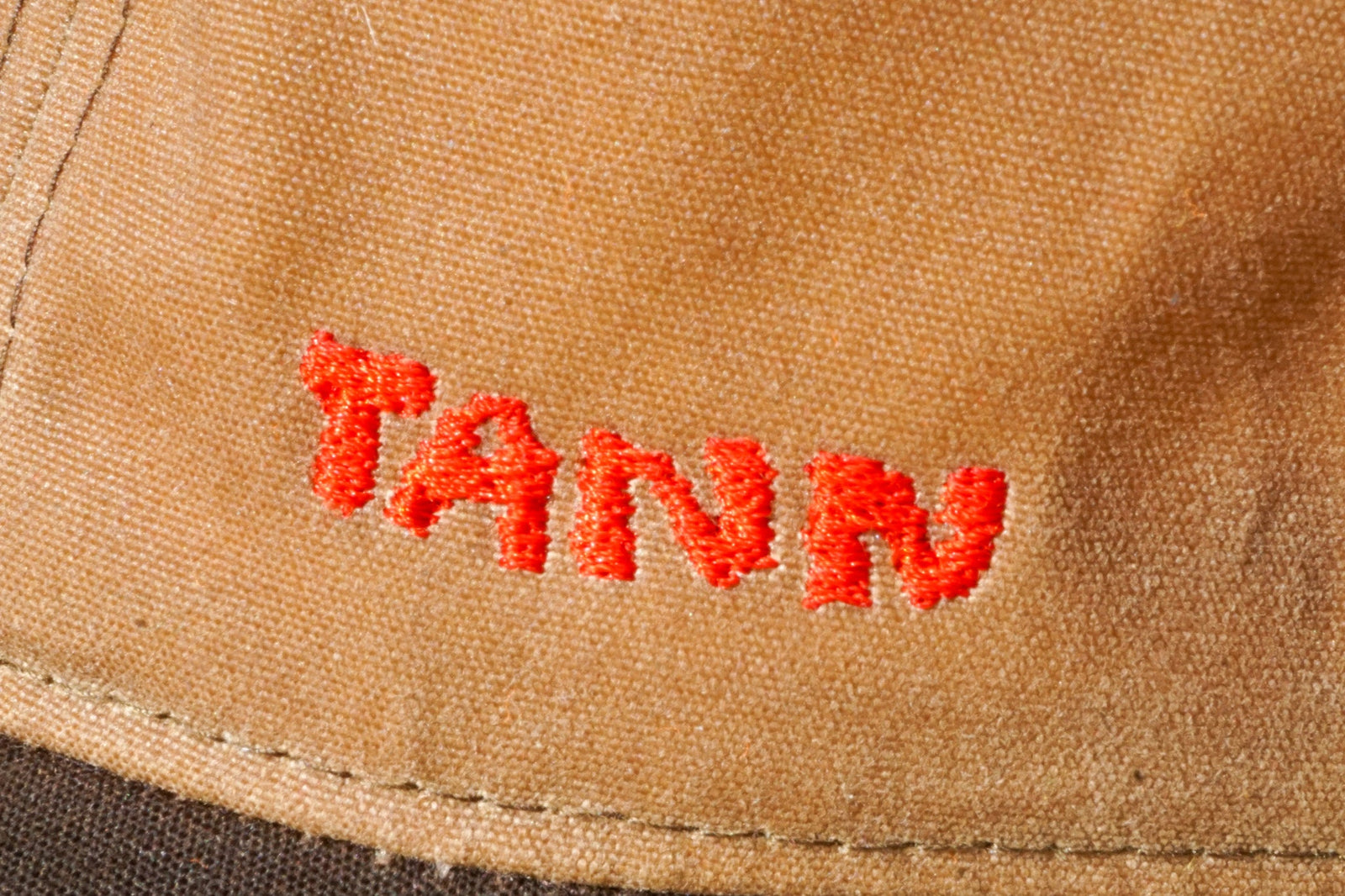 GR02 – Waxed Cotton Cap